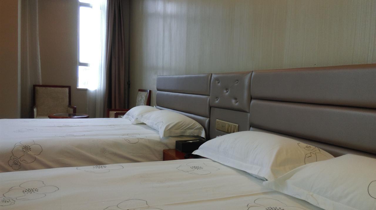 Guangzhou Tie Lv Hotel Экстерьер фото